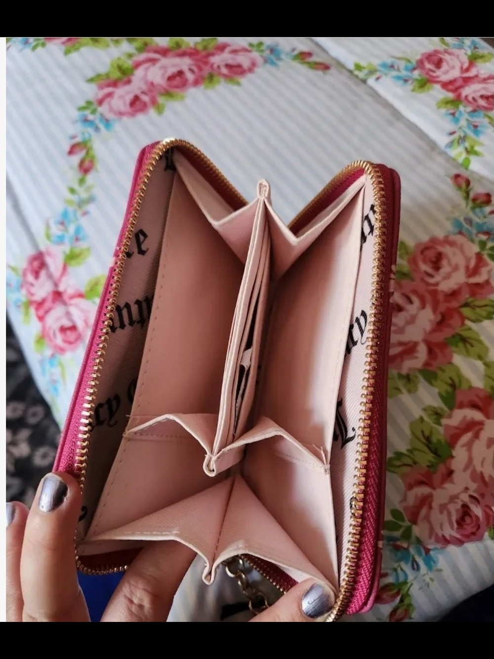 Juicy Couture Pink Floral Zip Wallet - Signature Logo - Picture 4 of 5